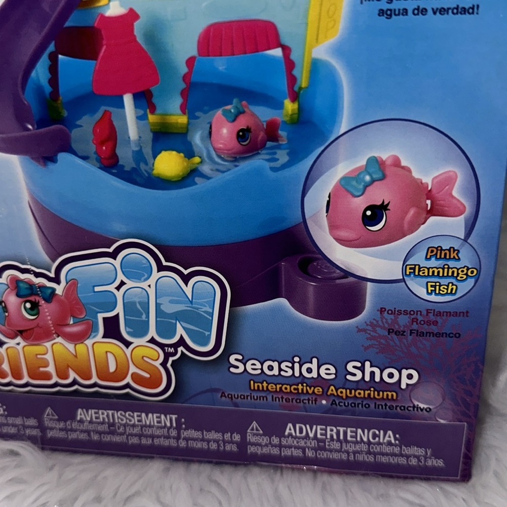 New Fin Fin Friends interactive Aquarium Seaside Shop - Picture 6 of 16